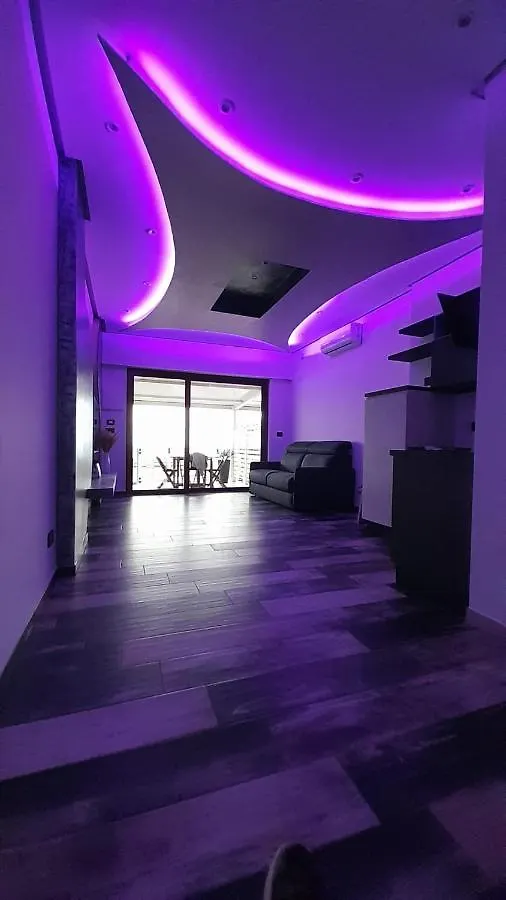 Apartamento La Casa Di Selly - A Due Metri Dal Mare- Bergeggi 0*,  Italia