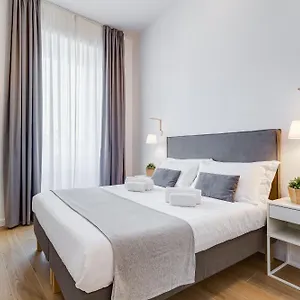 Colonna Luxury , Roma Italia